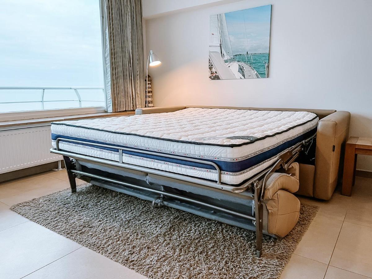 Cosy Studio With Sea View In Oostende Exteriör bild
