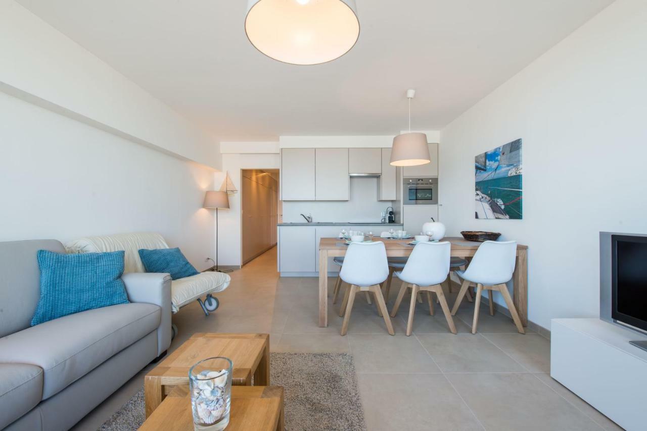 Cosy Studio With Sea View In Oostende Exteriör bild